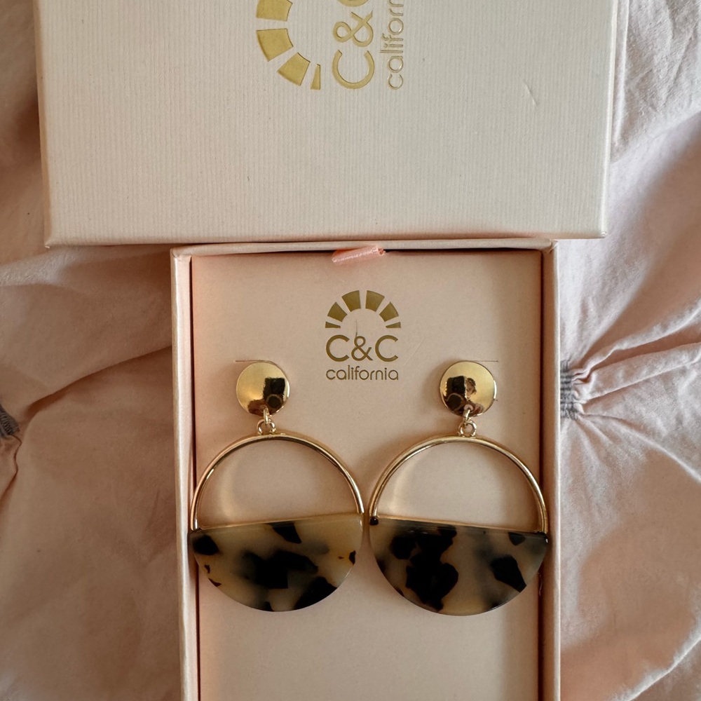 C&C California Gold and Tan Earrings